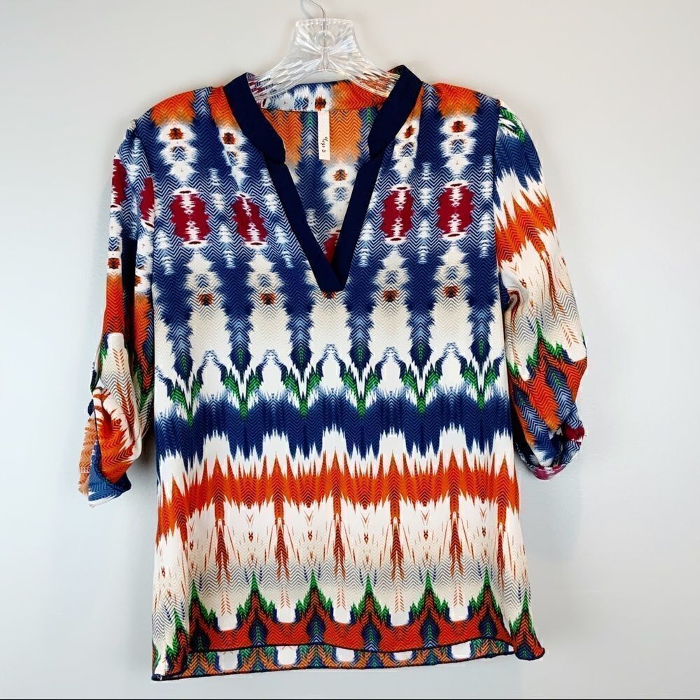 🌺3 FOR $20🌺 -- YoYo small blouse 3/4 sleeve beautiful print